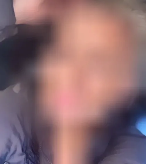 Anja, 32