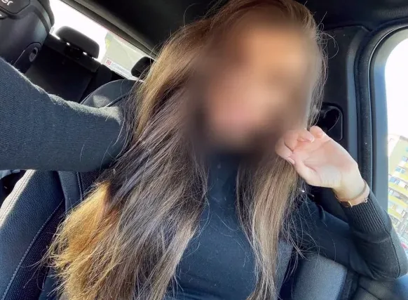 Denise, 33