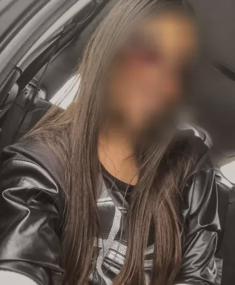 Greta, 24