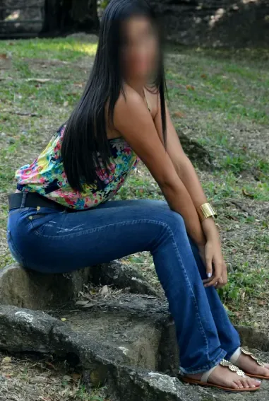 Helena, 31