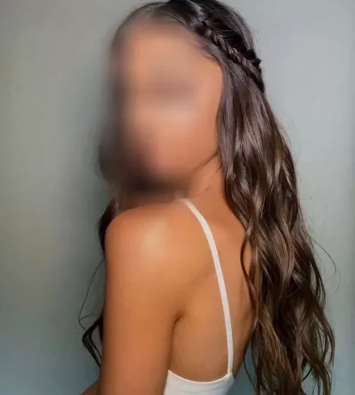 Josephine, 29