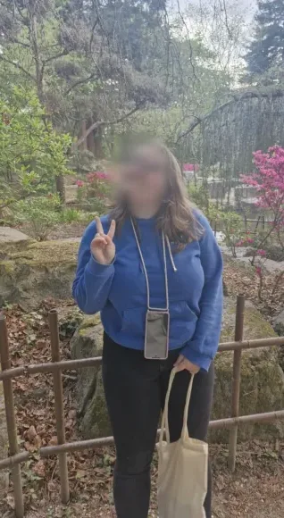 Kim, 26
