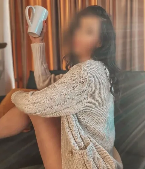 Kira, 39
