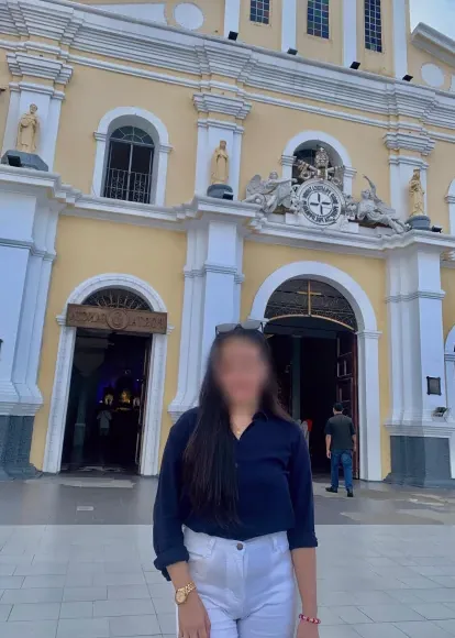 Klara, 24
