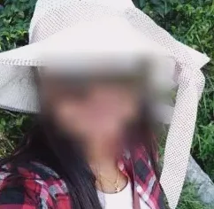 Merle, 34