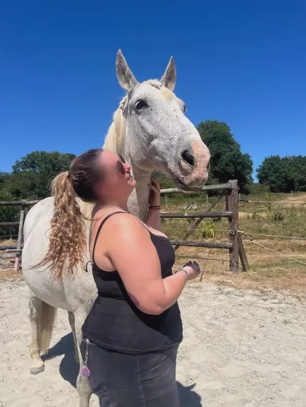 Sonja, 23
