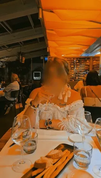 Stefanie, 39