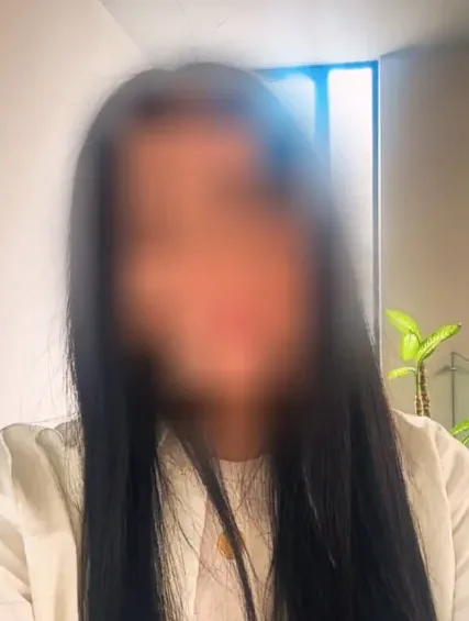 Greta, 37